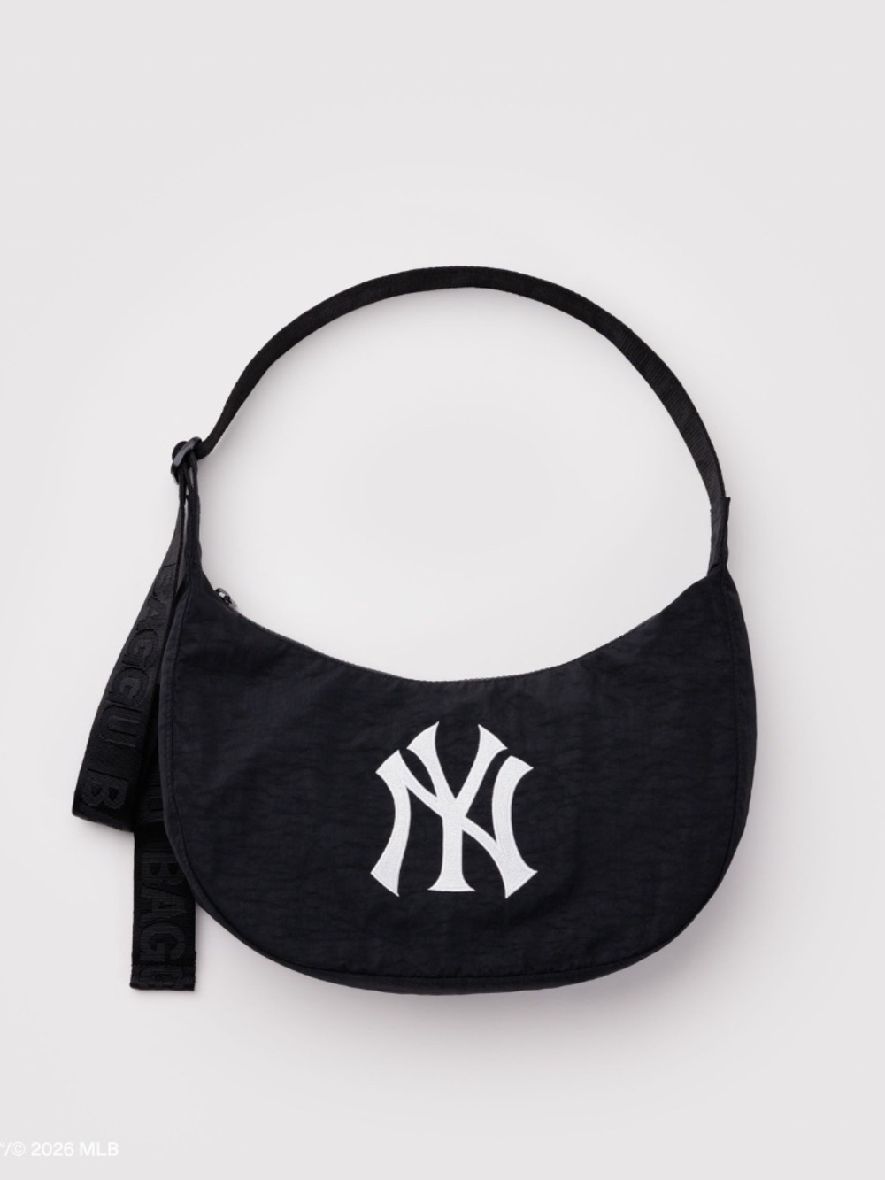 NWT Baggu Medium Nylon Crescent Bag New York Yankees